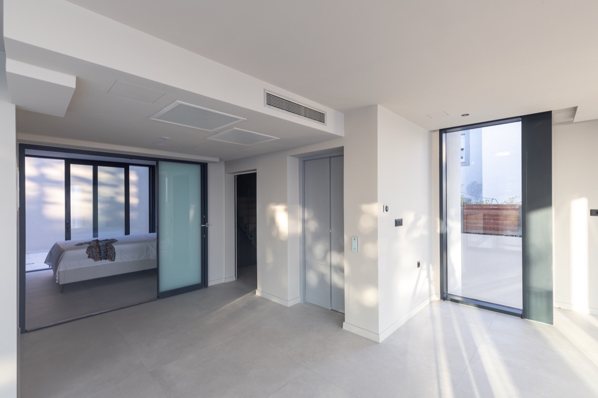 Upper level with bedroom and terrace